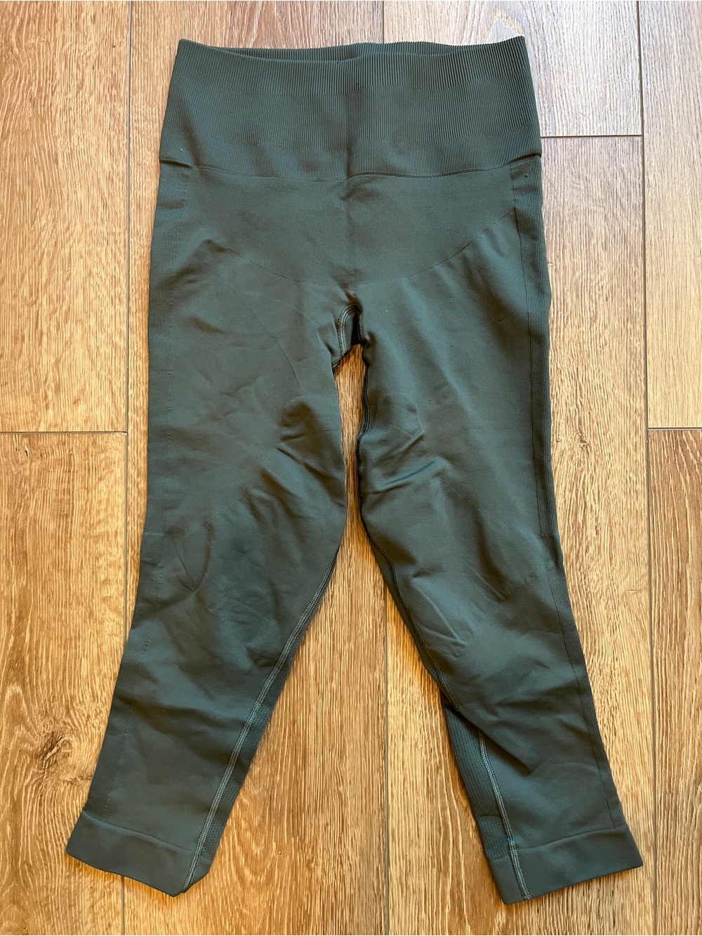 Lululemon Align Mid Rise Cropped Size 8